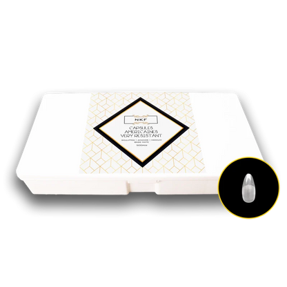 Very Resistent Sculpted Amande Medium Base Mate nail tips packaging.